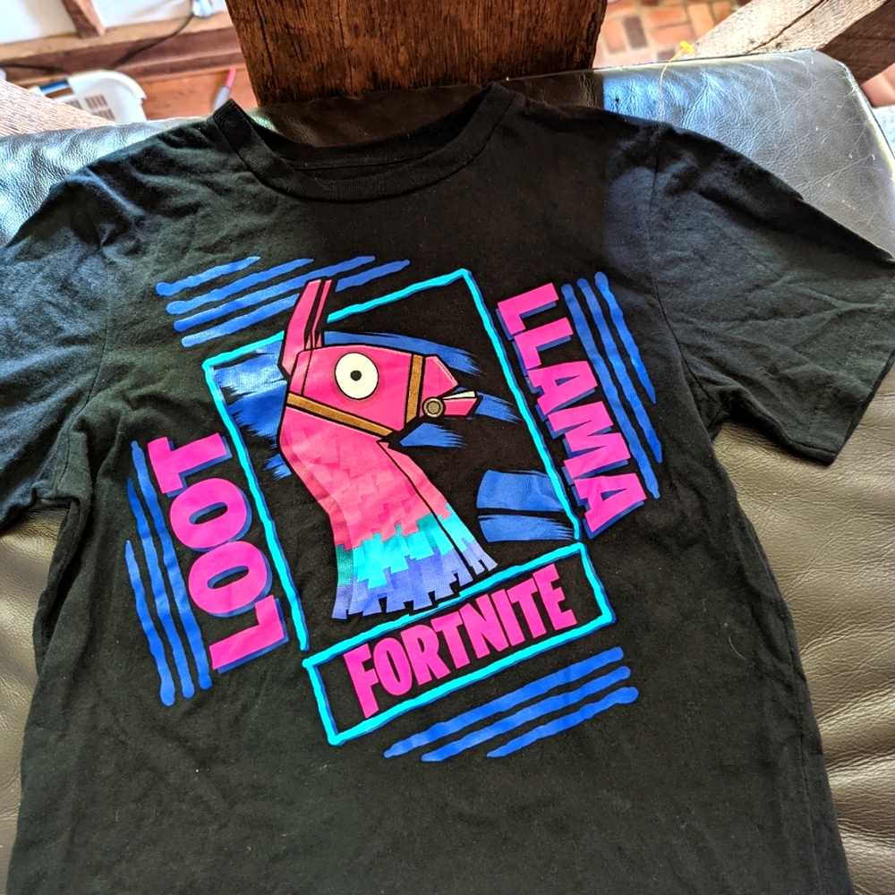Fortnite Llama Loot T-shirt